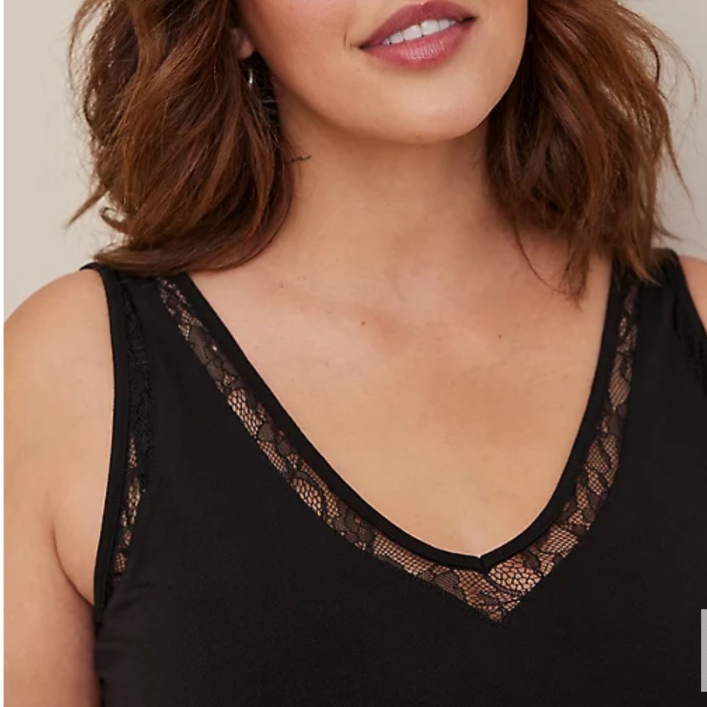 STUDIO CREPE JERSEY LACE INSET DOUBLE V-NECK TANK - NWT